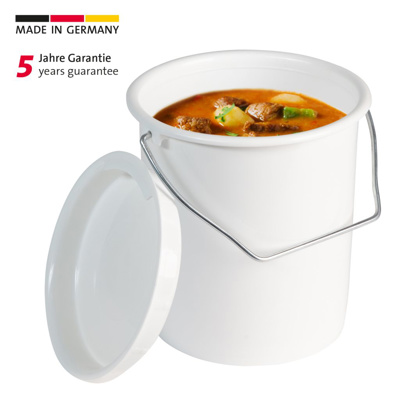 Milch und Vorratseimer