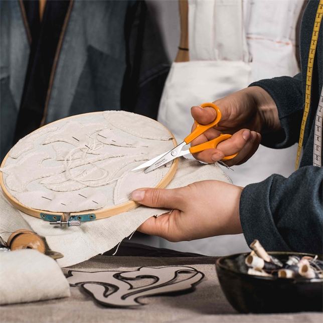 Näh- und Handarbeitsschere