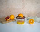 Zitruspresse mit Messbecher